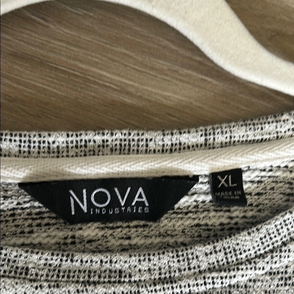 Men’ Nova Industries Gray Long Sleeve Tee with Crew Neck - Picture 6 of 8